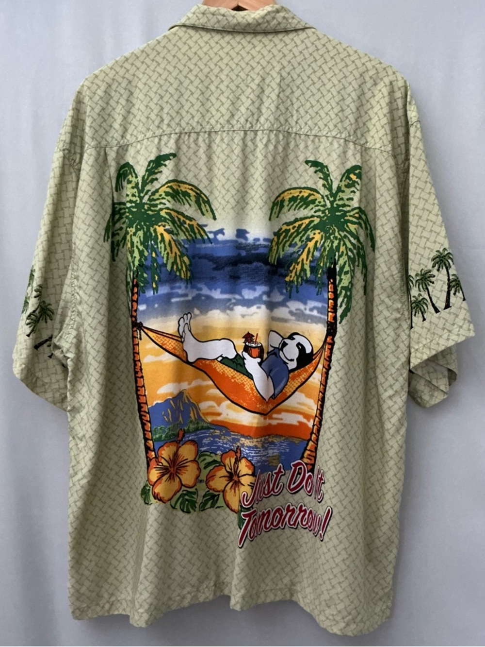 Big Dogs "Just do it Tomorrow!" Men's Hawaiian Shirt Size XL